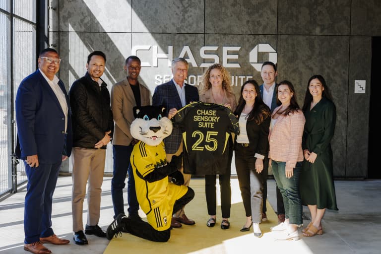 031825_ChaseSensoryRibbonCut-29